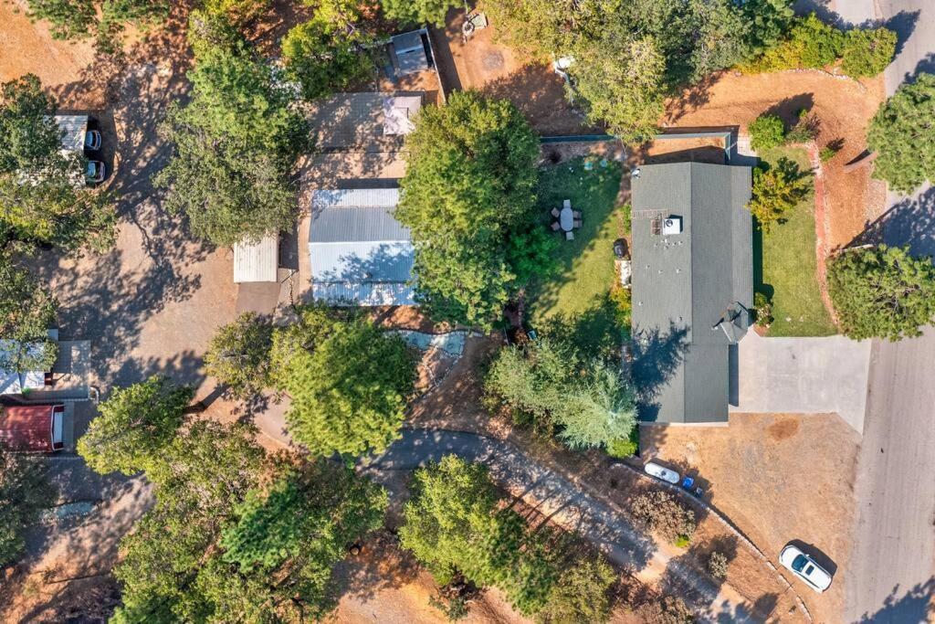 Acorn House - Charming House In Green Heaven With Pool Table With Lovely Backyard Oakhurst Exteriér fotografie