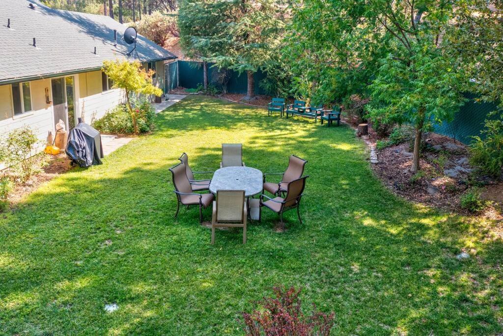 Acorn House - Charming House In Green Heaven With Pool Table With Lovely Backyard Oakhurst Exteriér fotografie