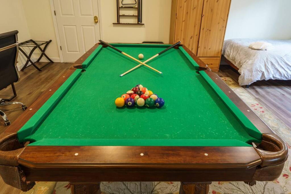 Acorn House - Charming House In Green Heaven With Pool Table With Lovely Backyard Oakhurst Exteriér fotografie